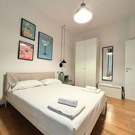 Welcomee Isola Milan Bagian luar foto