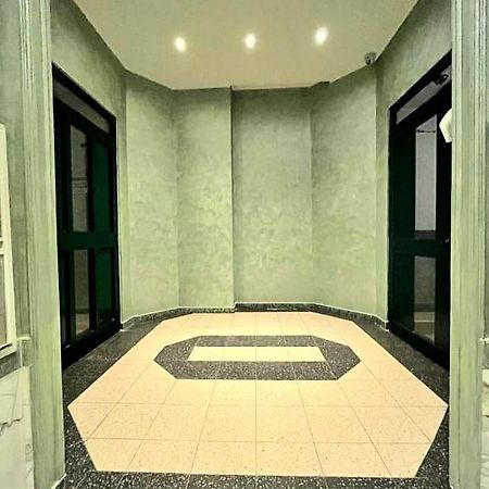Welcomee Isola Milan Bagian luar foto