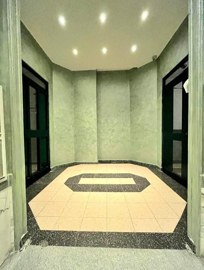 Welcomee Isola Milan Bagian luar foto
